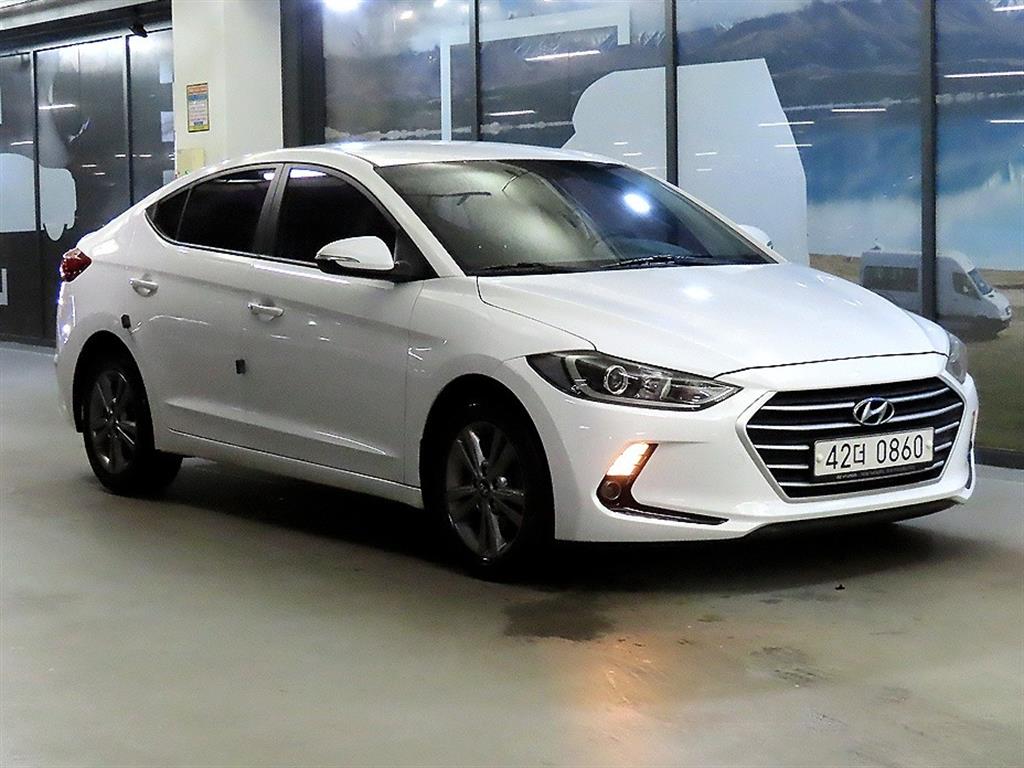 HYUNDAI Avante
