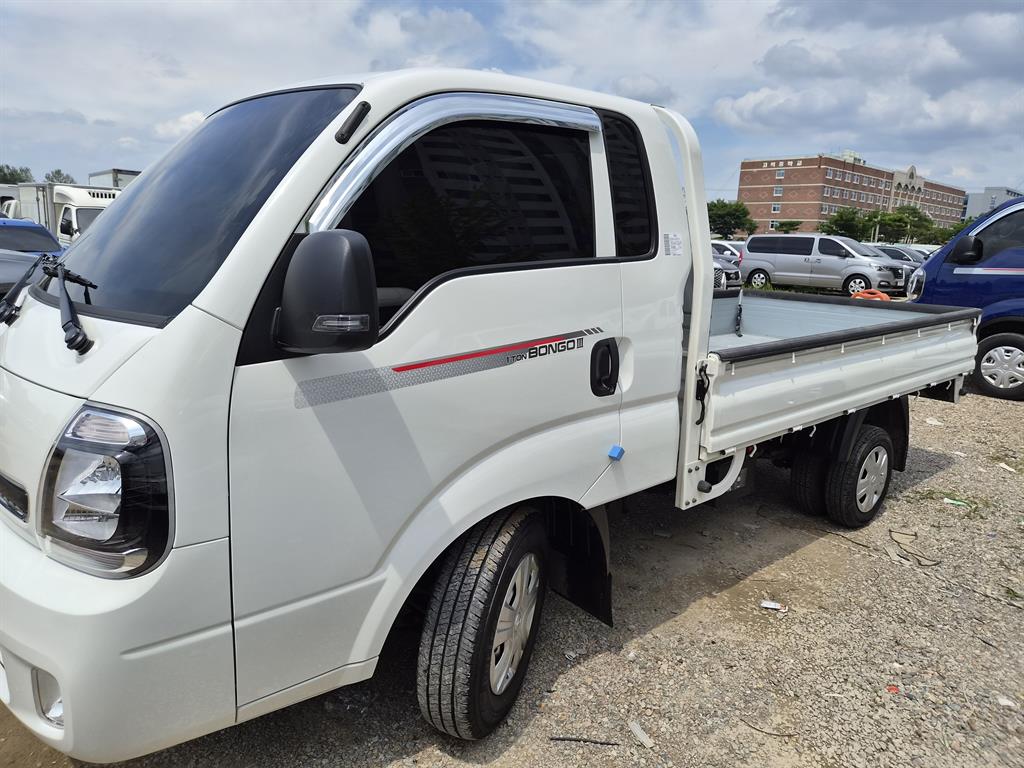 Small Truck Cargo (small) 2023 — Zona Franca Iquique