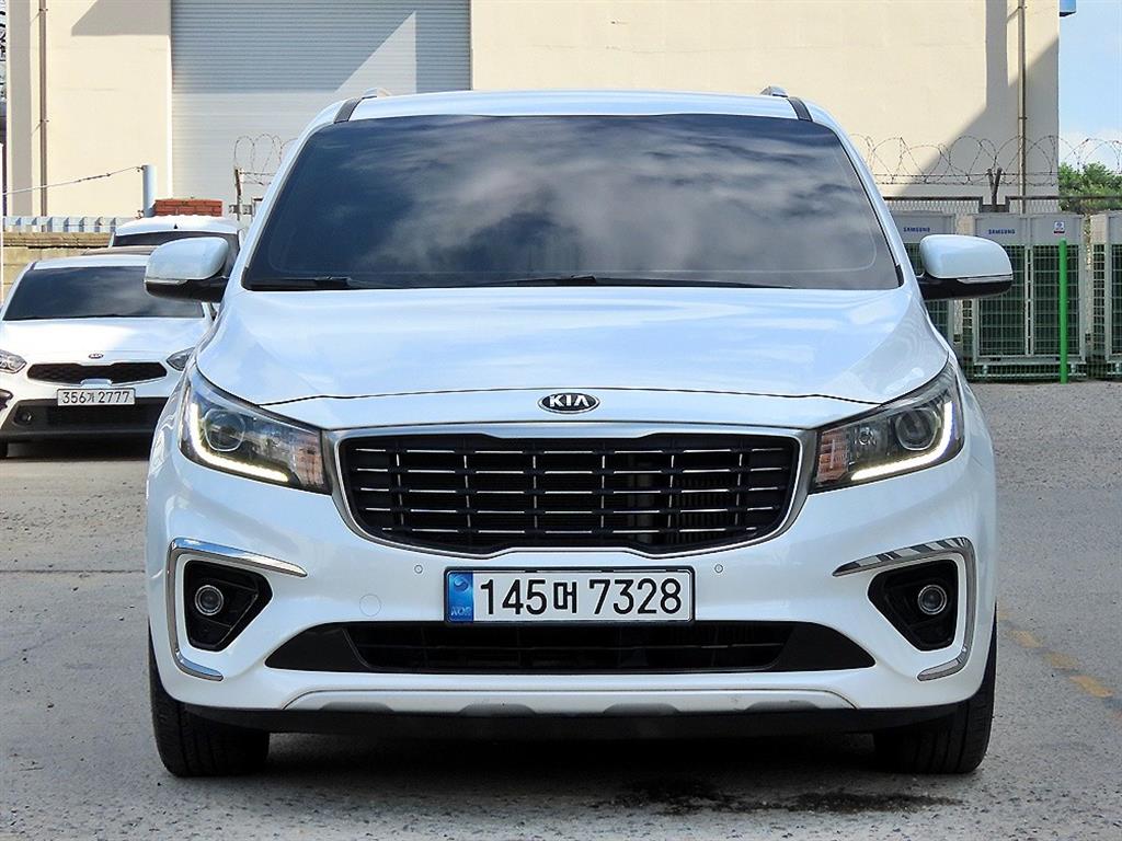 KIA Carnival 2018 — Zona Franca Iquique