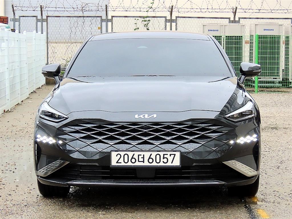 KIA K8 2023 — Zona Franca Iquique