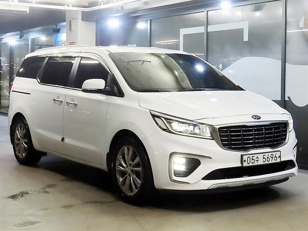 KIA Carnival 2018 — Zona Franca Iquique