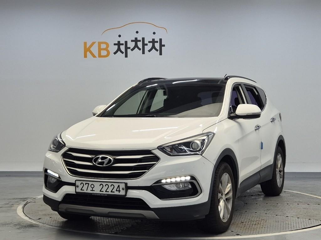 HYUNDAI Santa Fe 2016