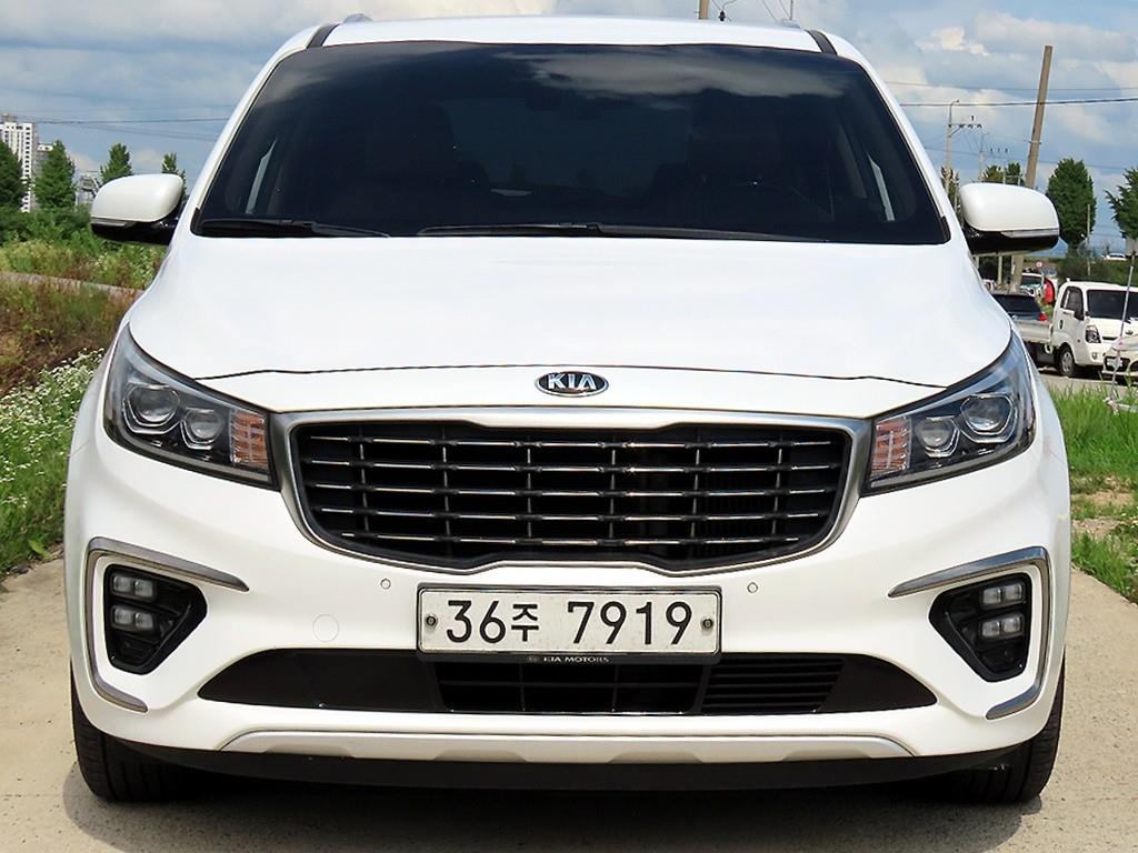 KIA Carnival 2018 — Zona Franca Iquique