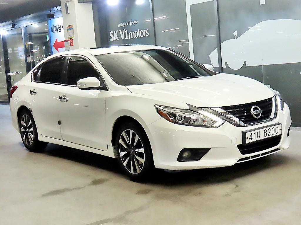 Nissan Altima