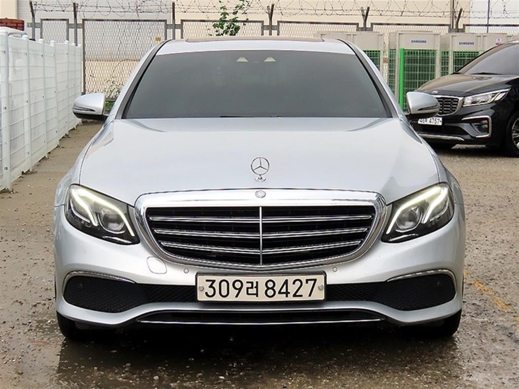 Mercedes Benz E class