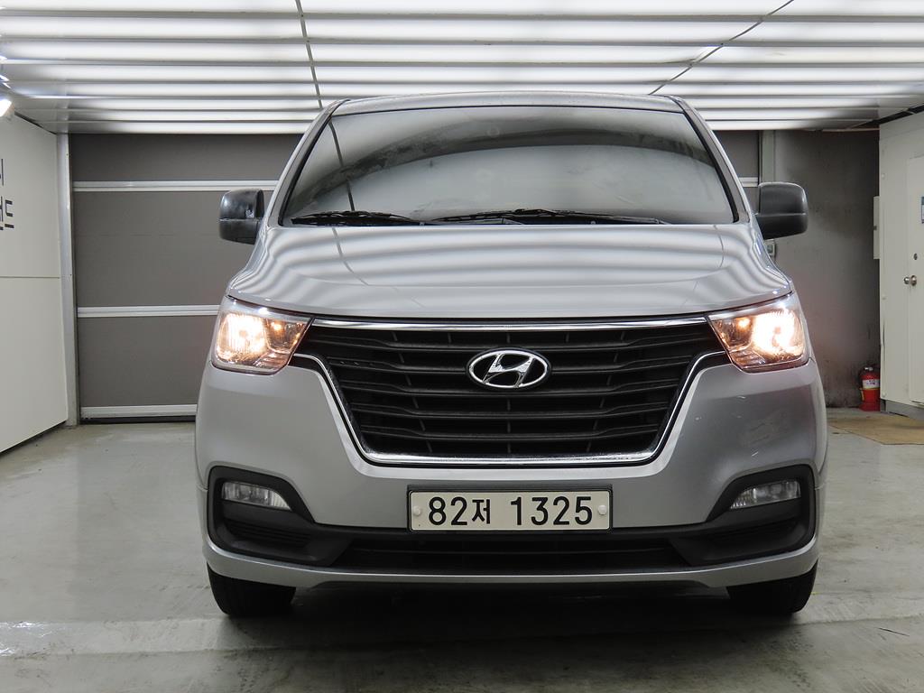 HYUNDAI Starex 2020