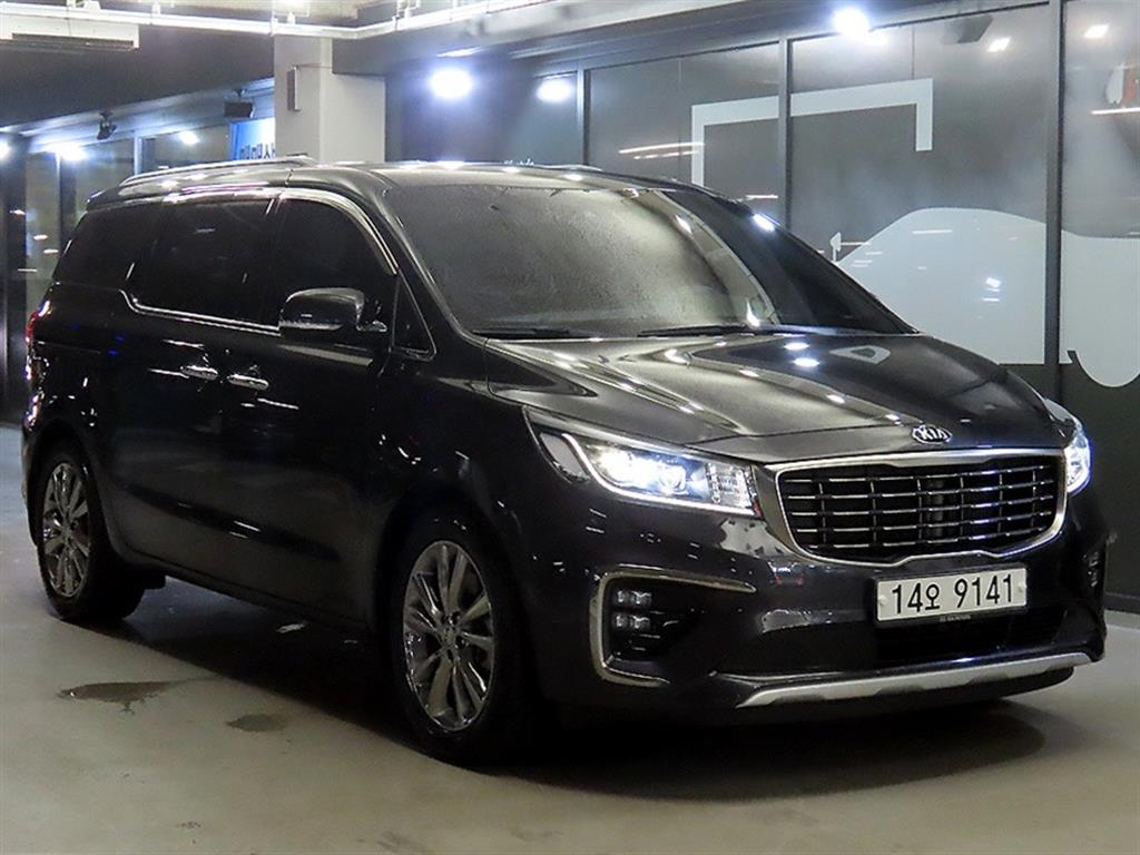 KIA Carnival 2019 — Zona Franca Iquique
