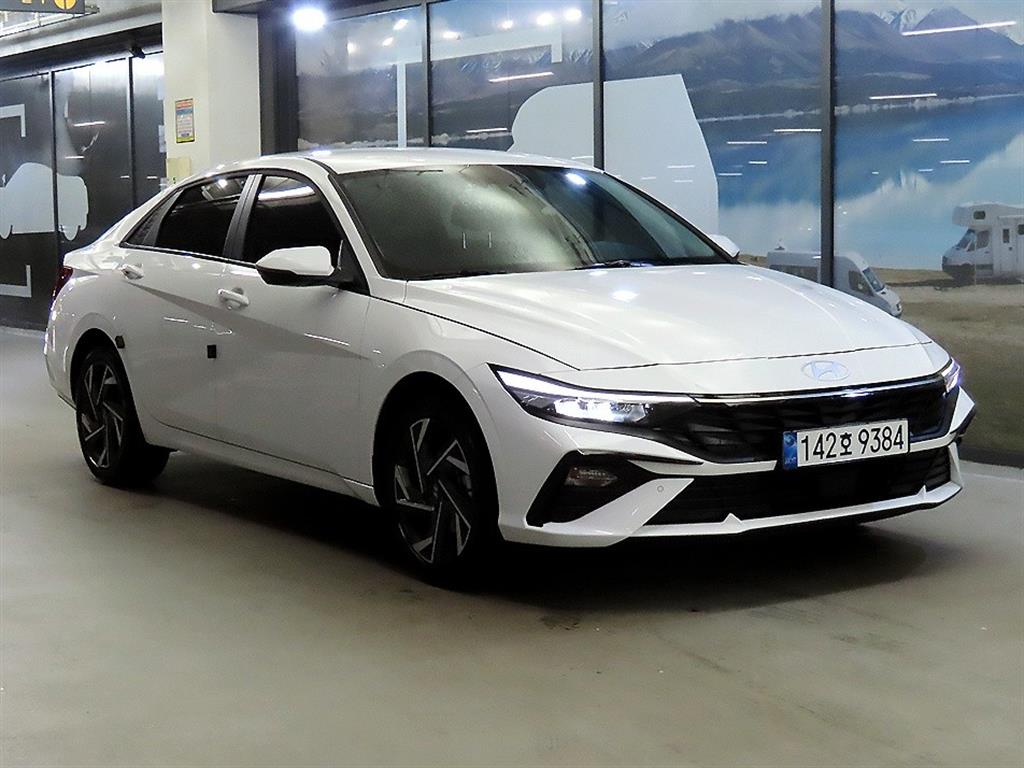 HYUNDAI Avante 2026 — Zona Franca Iquique