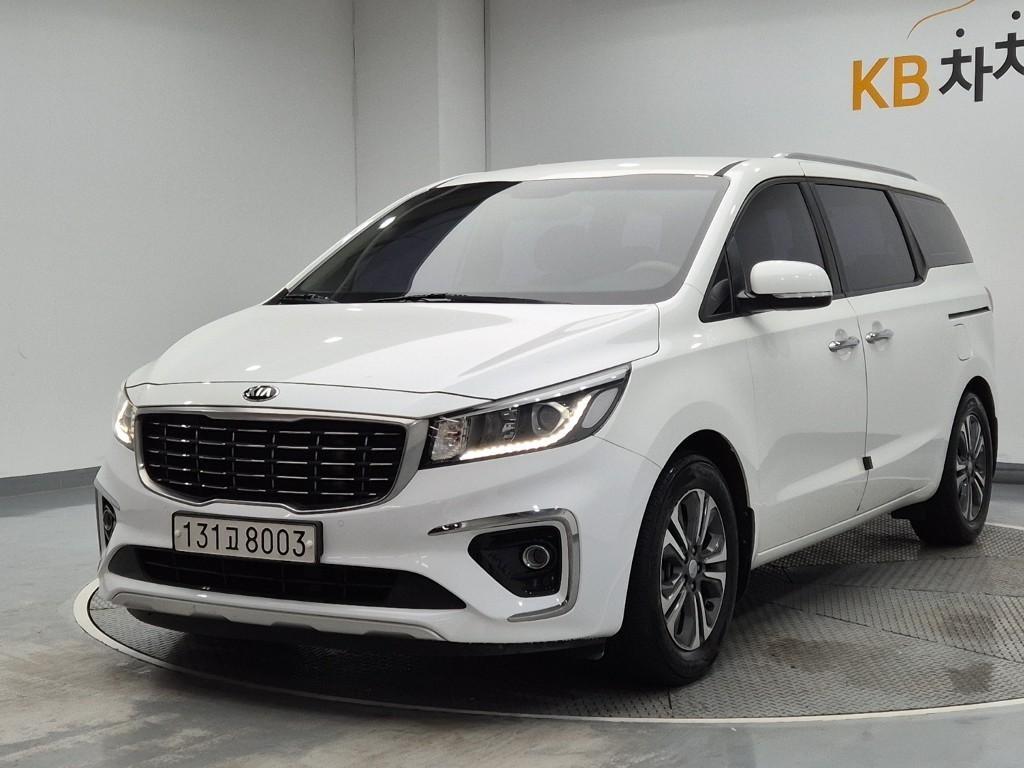 KIA Carnival 2019