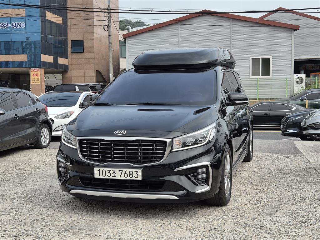 KIA Carnival 2019