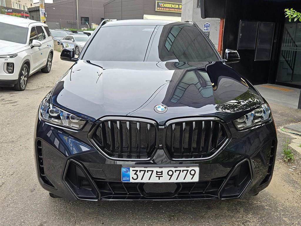 BMW X6 2025 — Zona Franca Iquique
