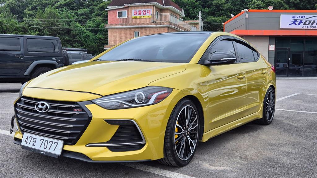 HYUNDAI Avante