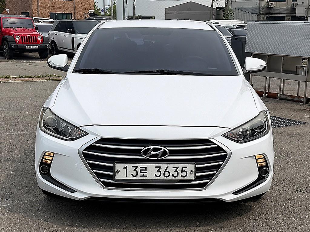 HYUNDAI Avante