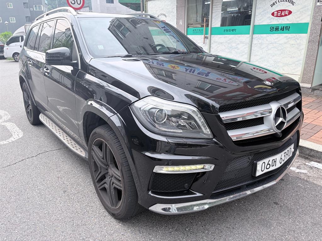 Mercedes Benz GL Class