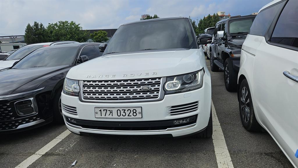 Land Rover Range Rover 2015 — Zona Franca Iquique