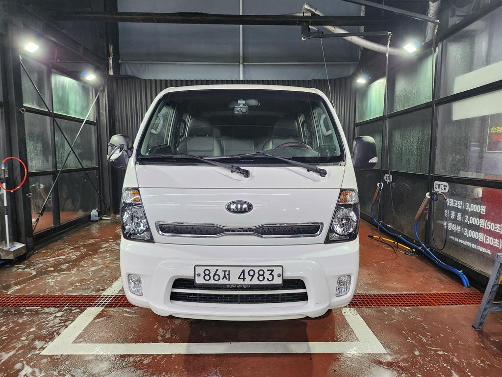 Small Truck Cargo (small)