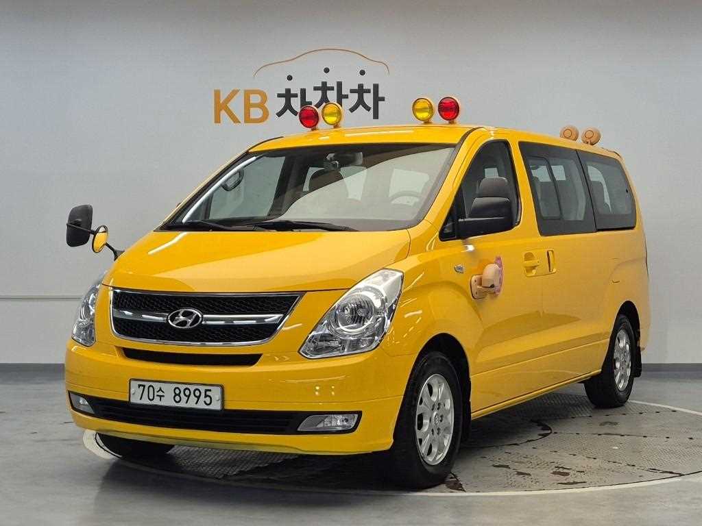 HYUNDAI Starex 2014