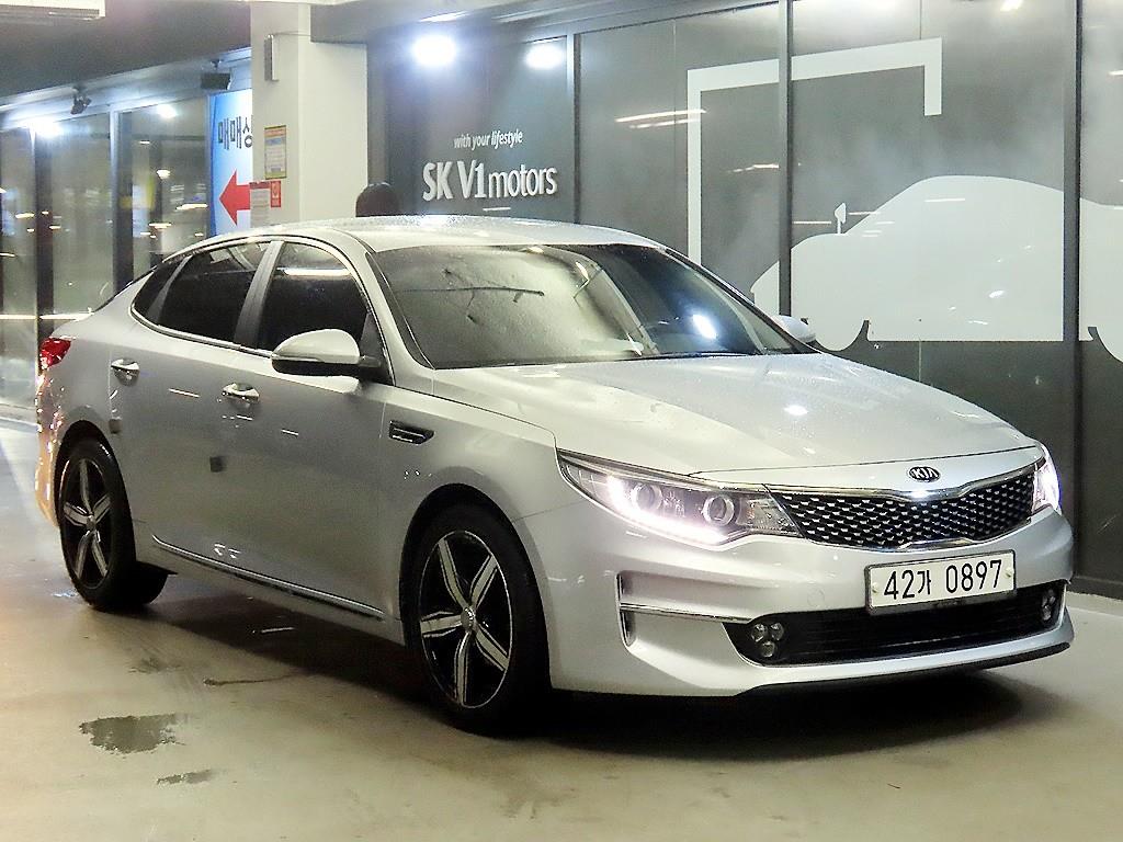KIA K5