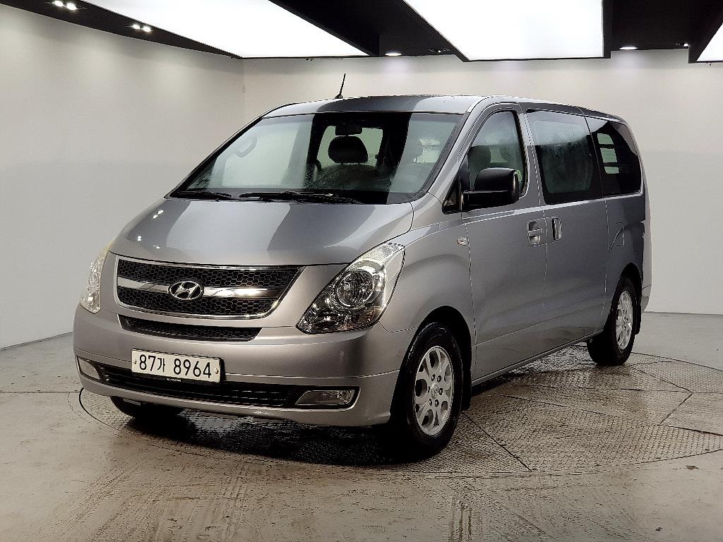 HYUNDAI Starex 2011