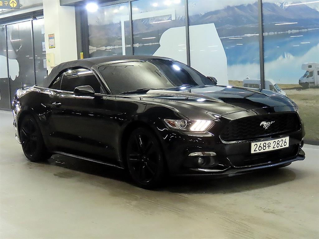Ford Mustang convertible