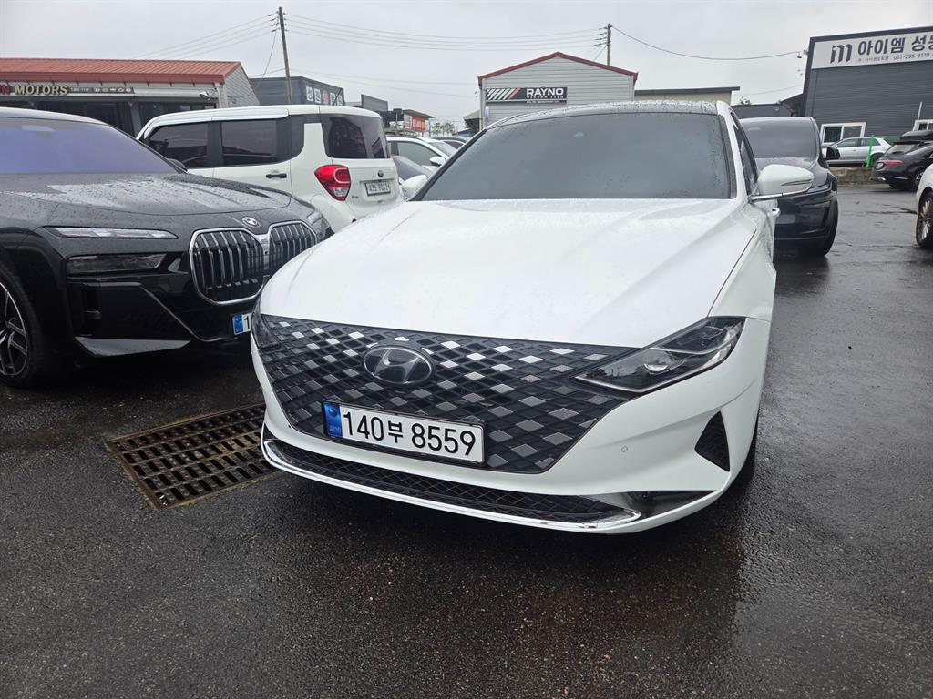 HYUNDAI Grandeur 2020 — Zona Franca Iquique