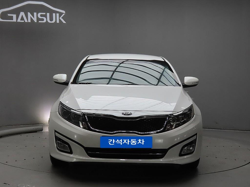 KIA K5 2014 — Zona Franca Iquique