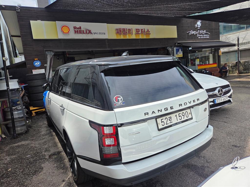 Land Rover Range Rover