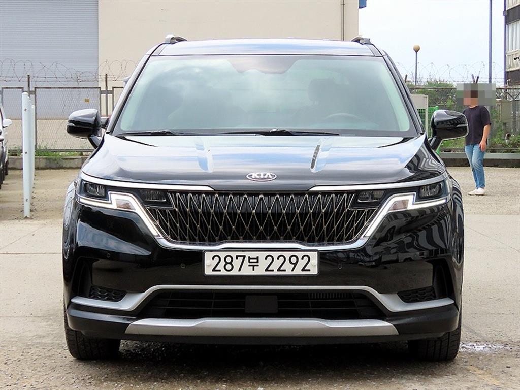 KIA Carnival 2020 — Zona Franca Iquique