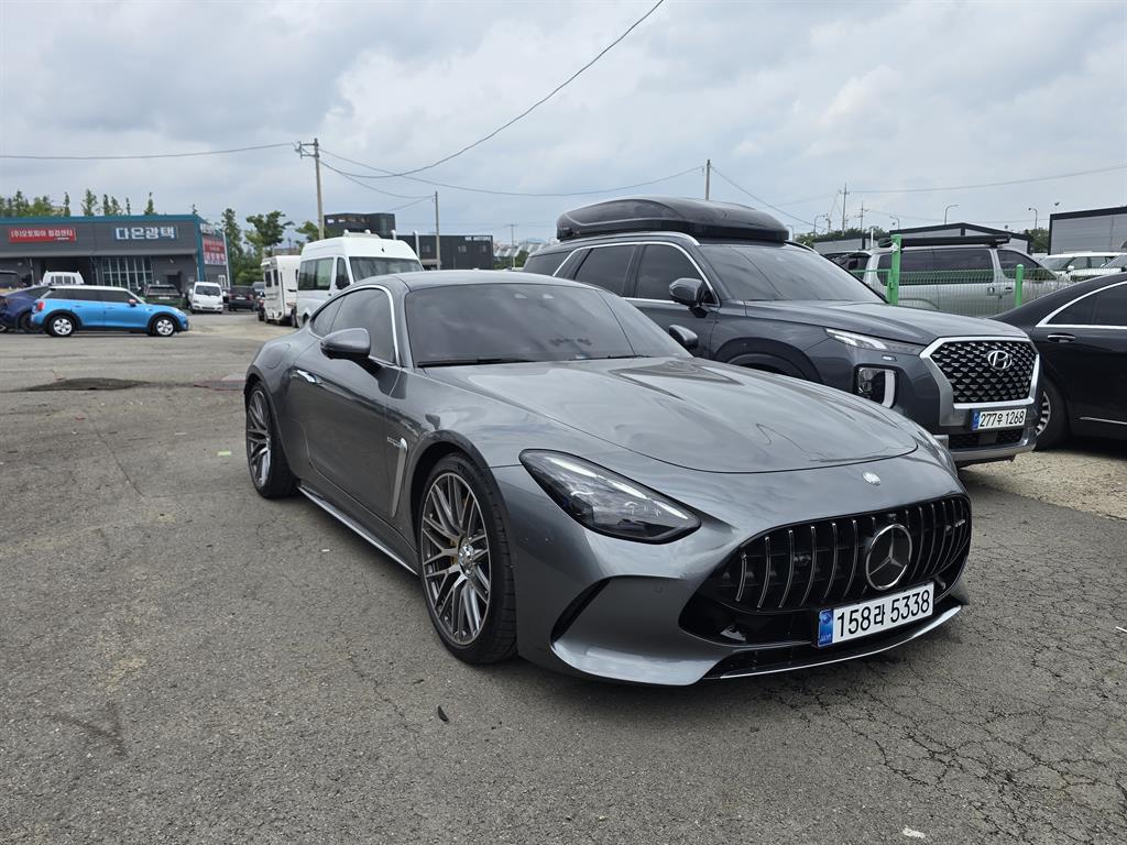 Mercedes Benz AMG GT