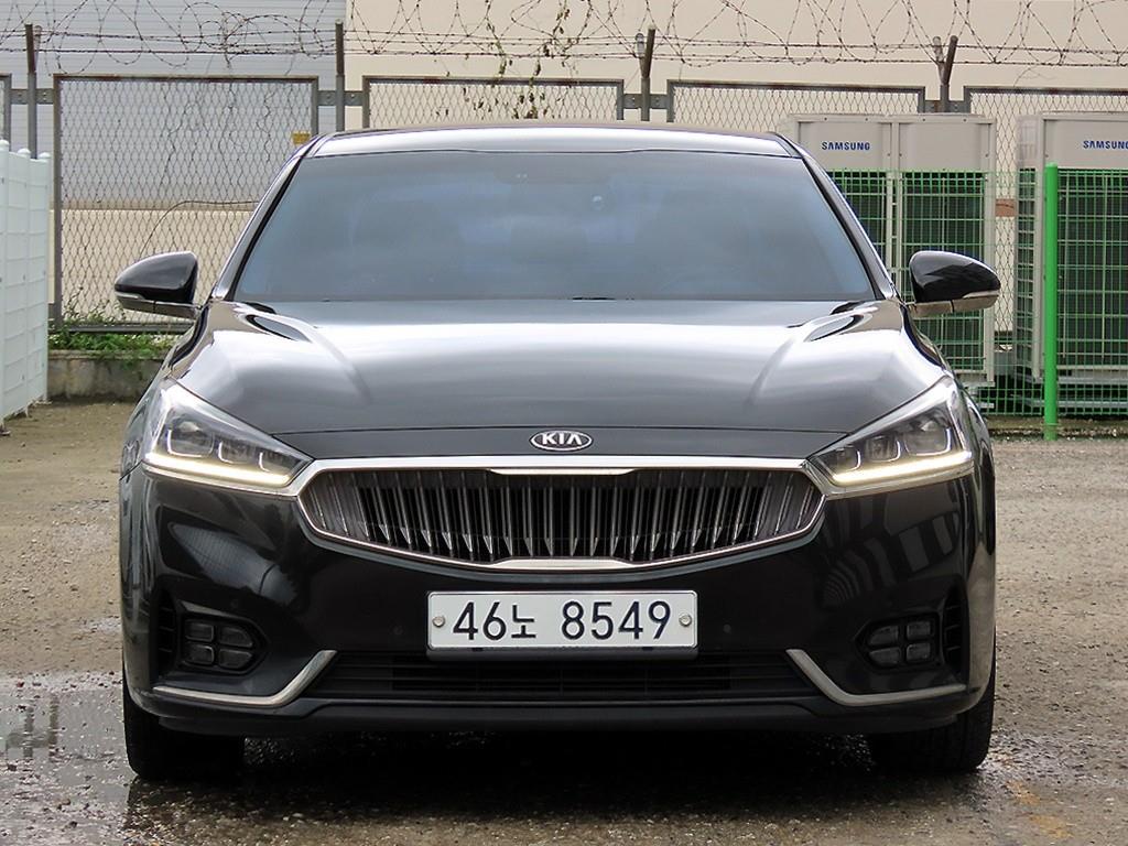 KIA K7 2018 — Zona Franca Iquique