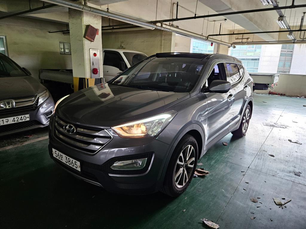 HYUNDAI Santa Fe 2012 — Zona Franca Iquique