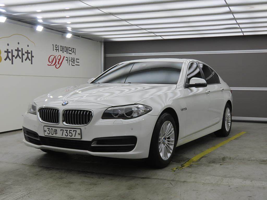 BMW 5 Series (F10) 520d