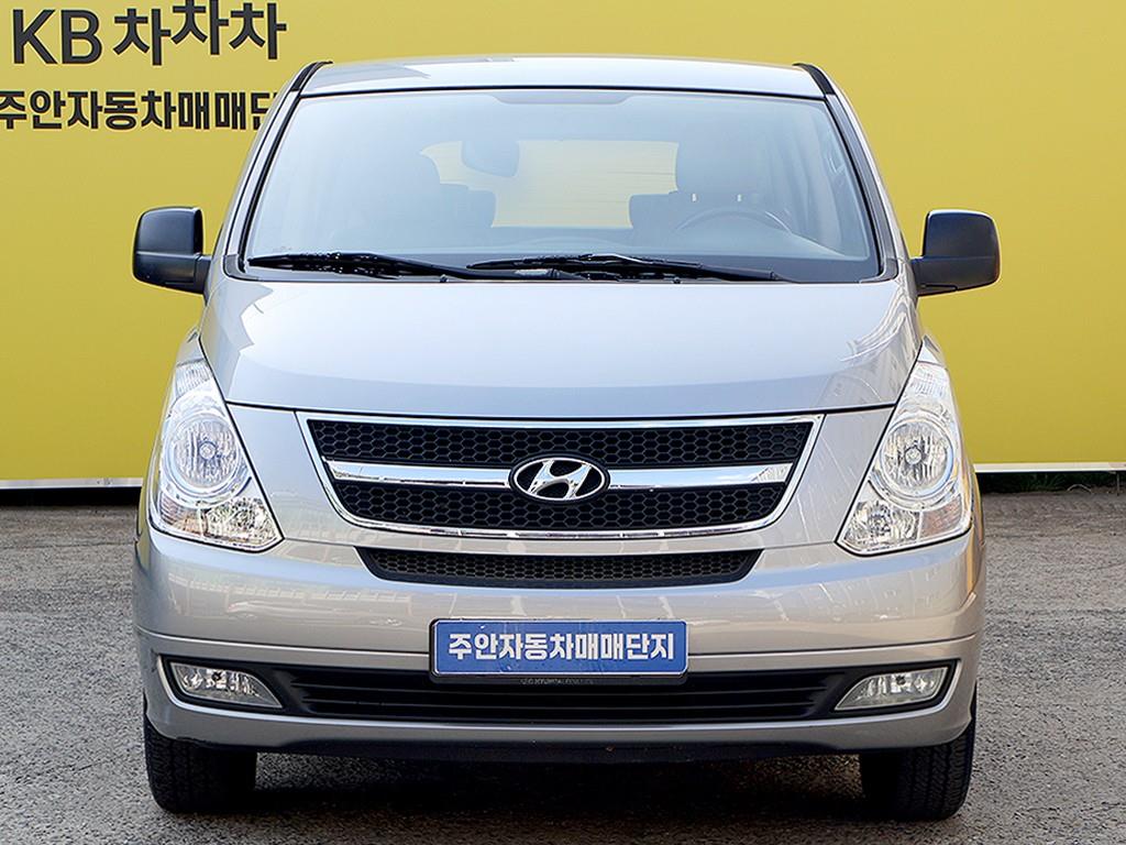 HYUNDAI Starex 2014