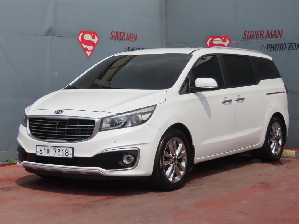 KIA Carnival