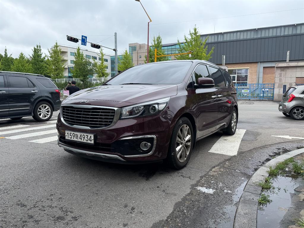 KIA Carnival 2016