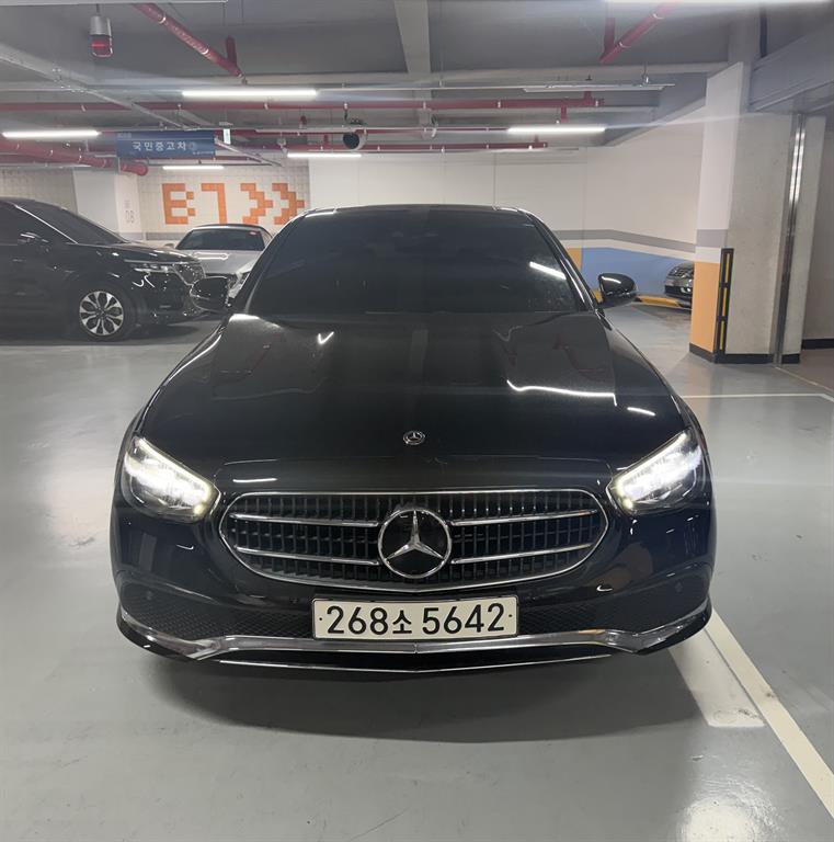Mercedes Benz E class 2021 — Zona Franca Iquique