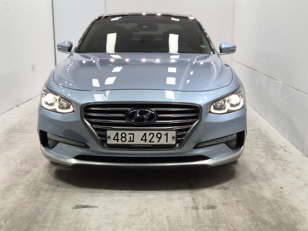 HYUNDAI Grandeur 2018 — Zona Franca Iquique