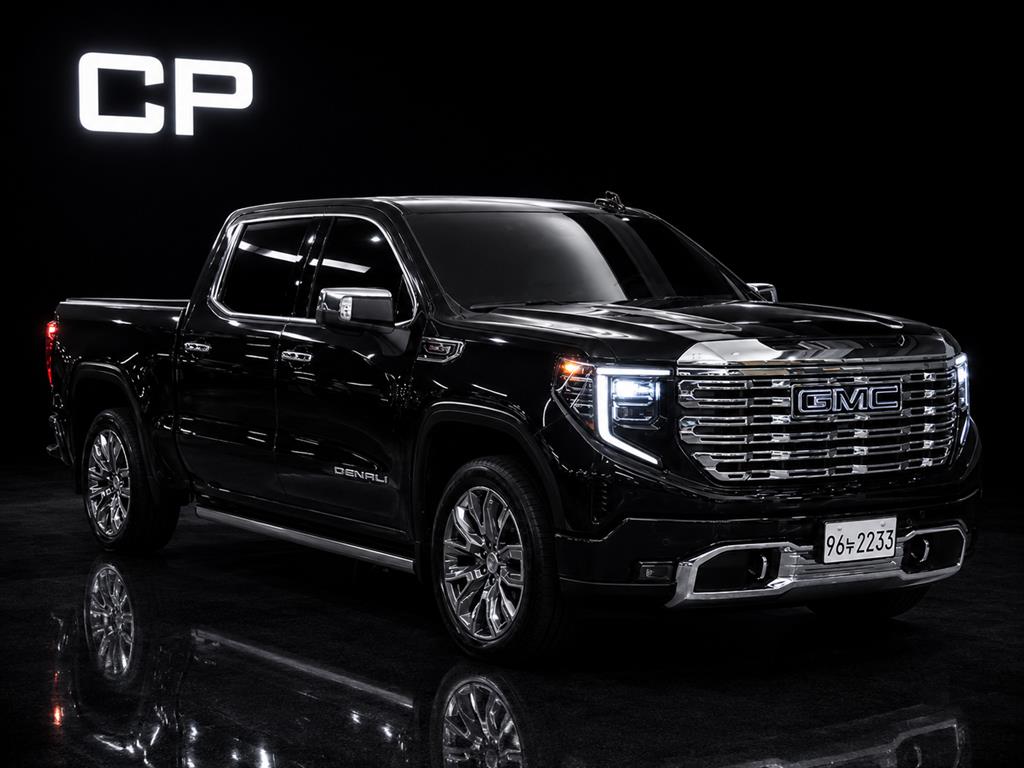 GMC Sierra