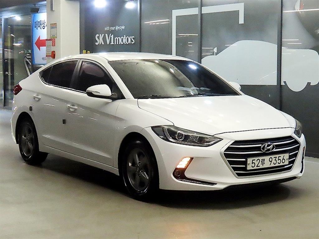 HYUNDAI Avante