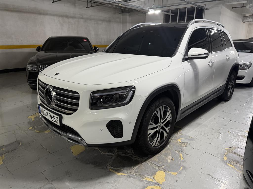 Mercedes Benz GLB Class