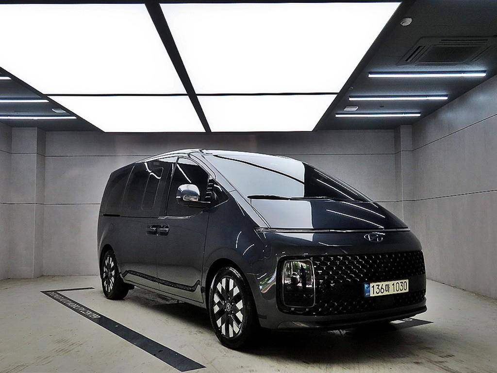 HYUNDAI Staria 2022 — Zona Franca Iquique