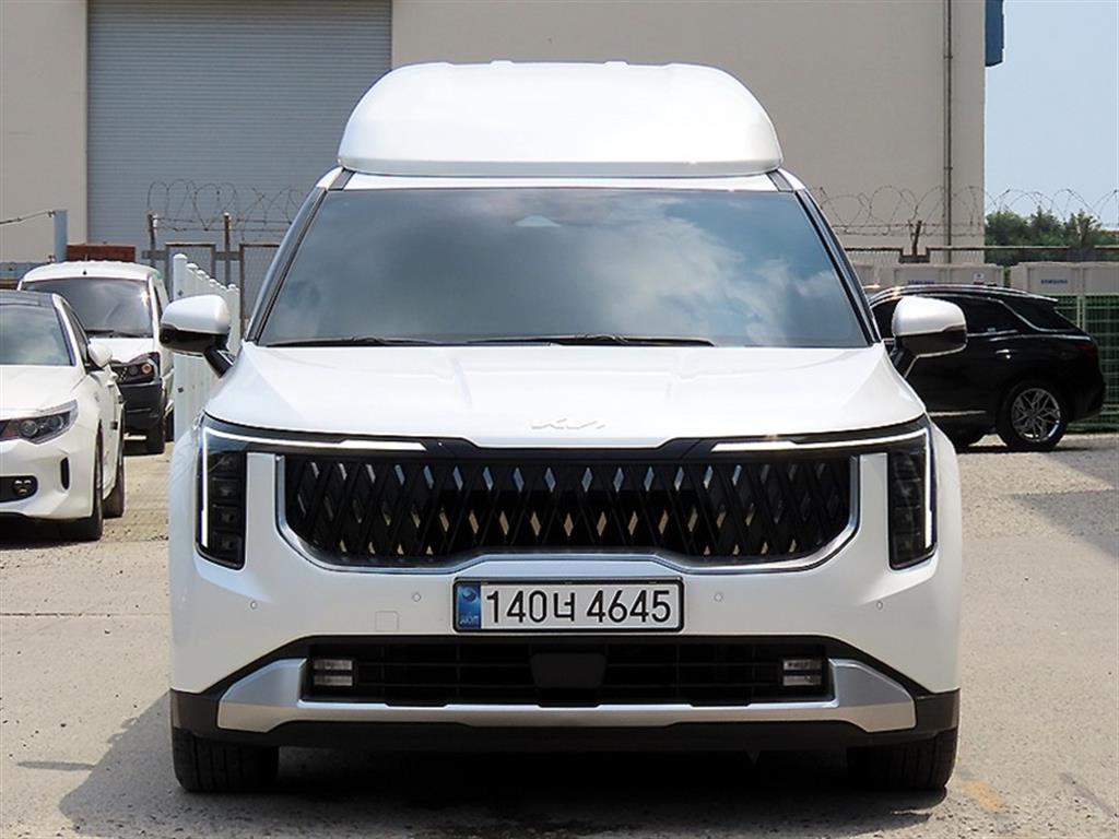KIA Carnival 2024 — Zona Franca Iquique