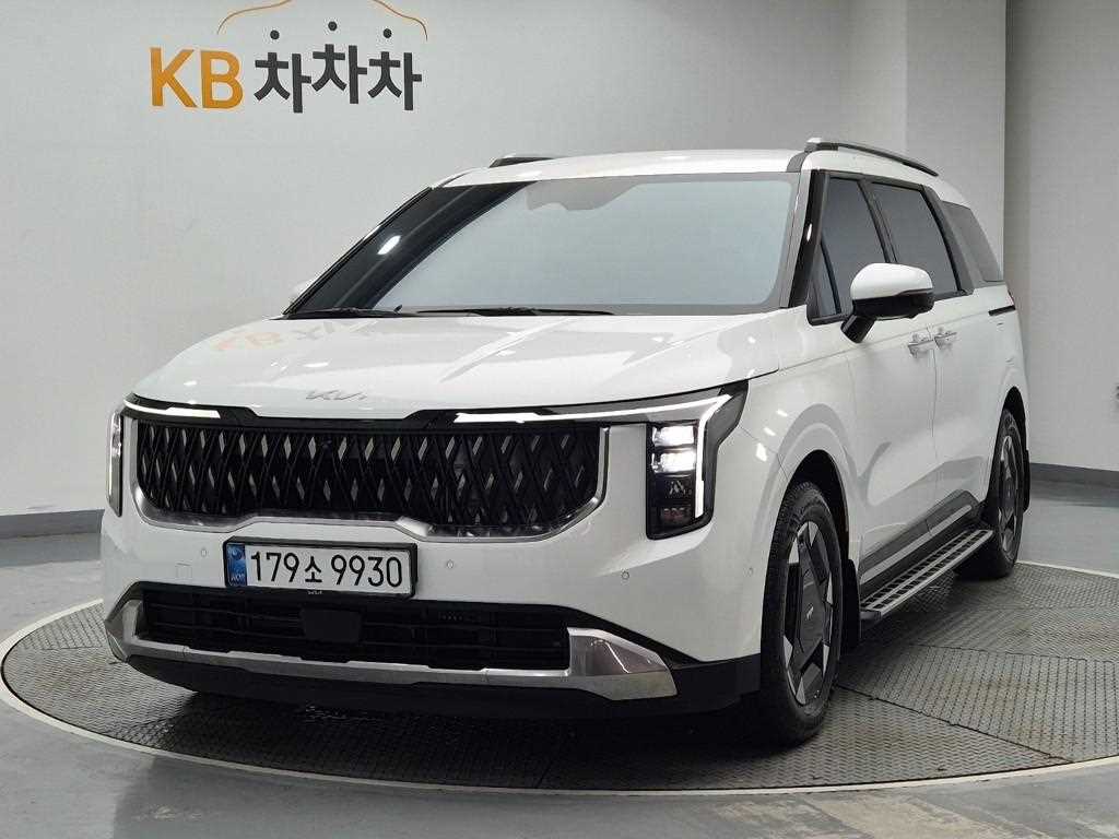 KIA Carnival 2025
