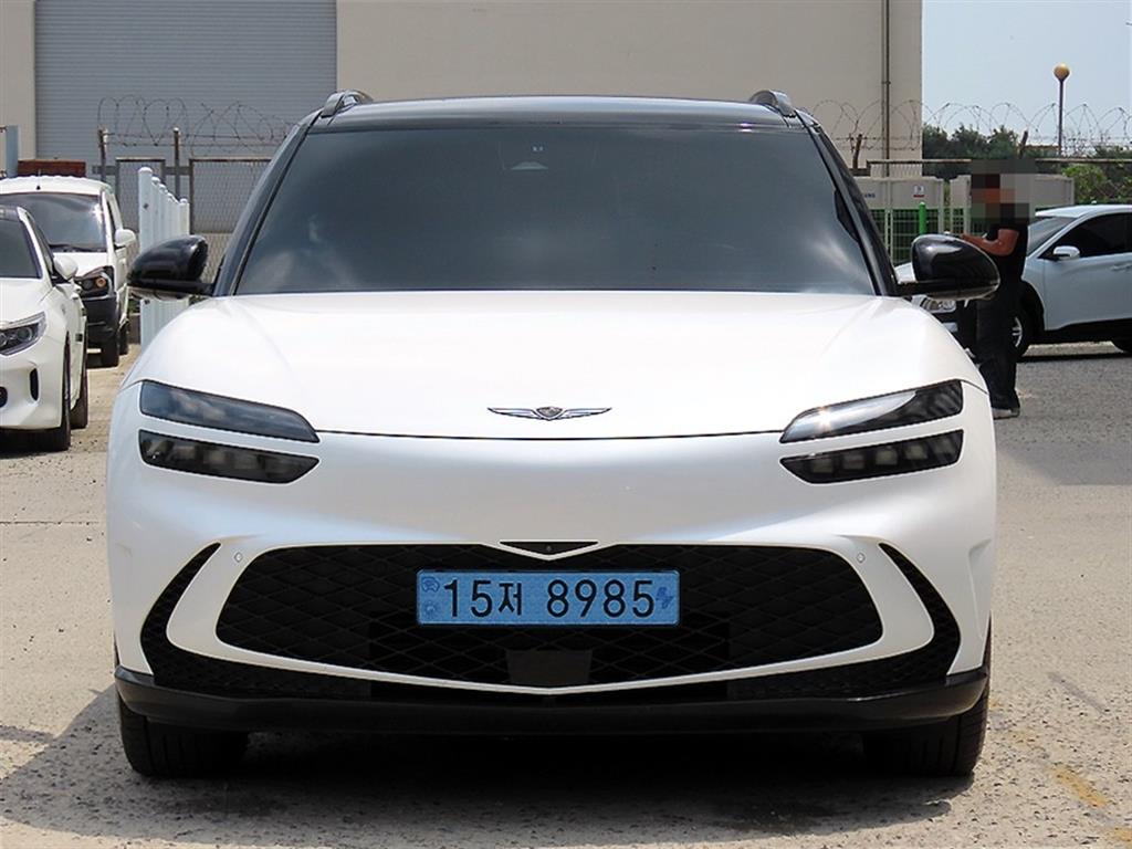 Genesis GV60