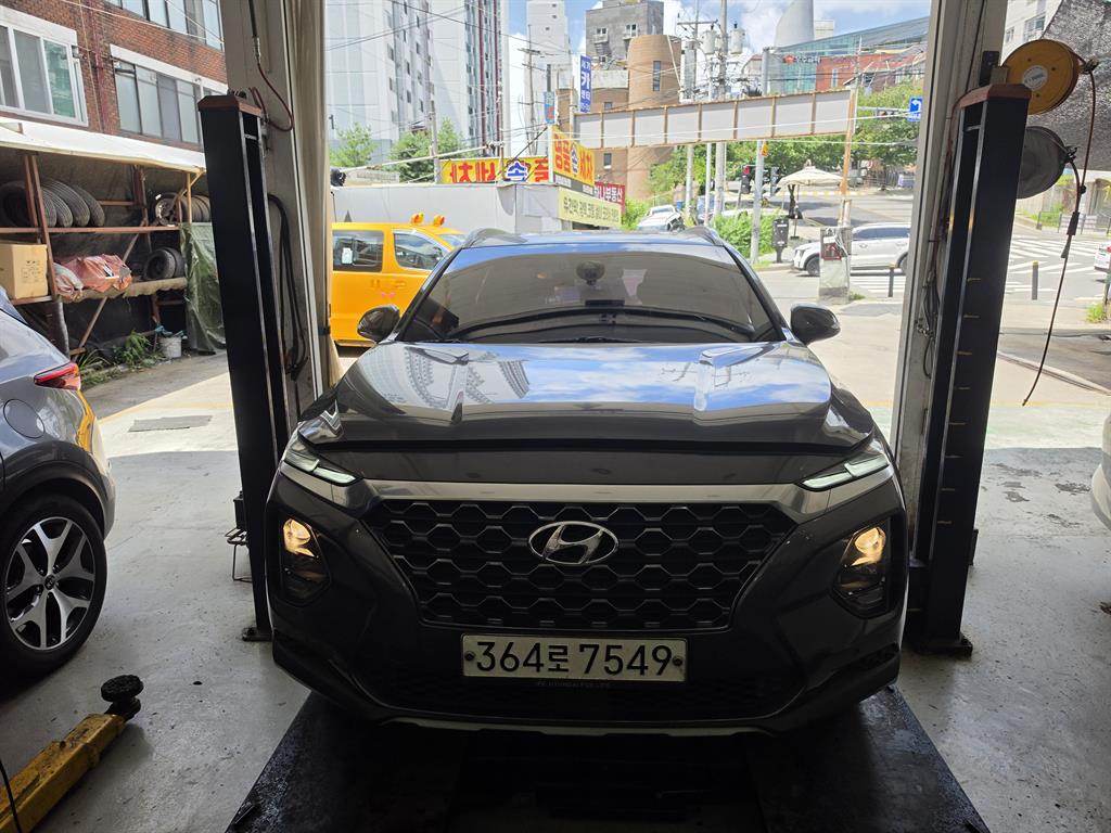 HYUNDAI Santa Fe 2019 — Zona Franca Iquique