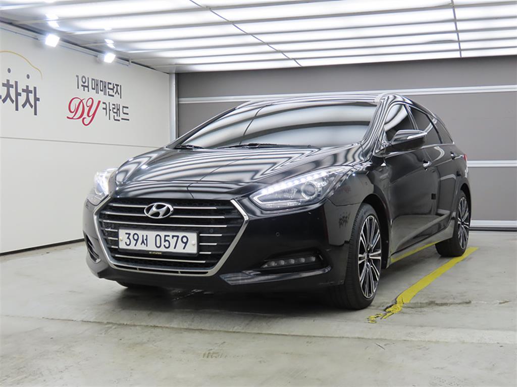HYUNDAI i40