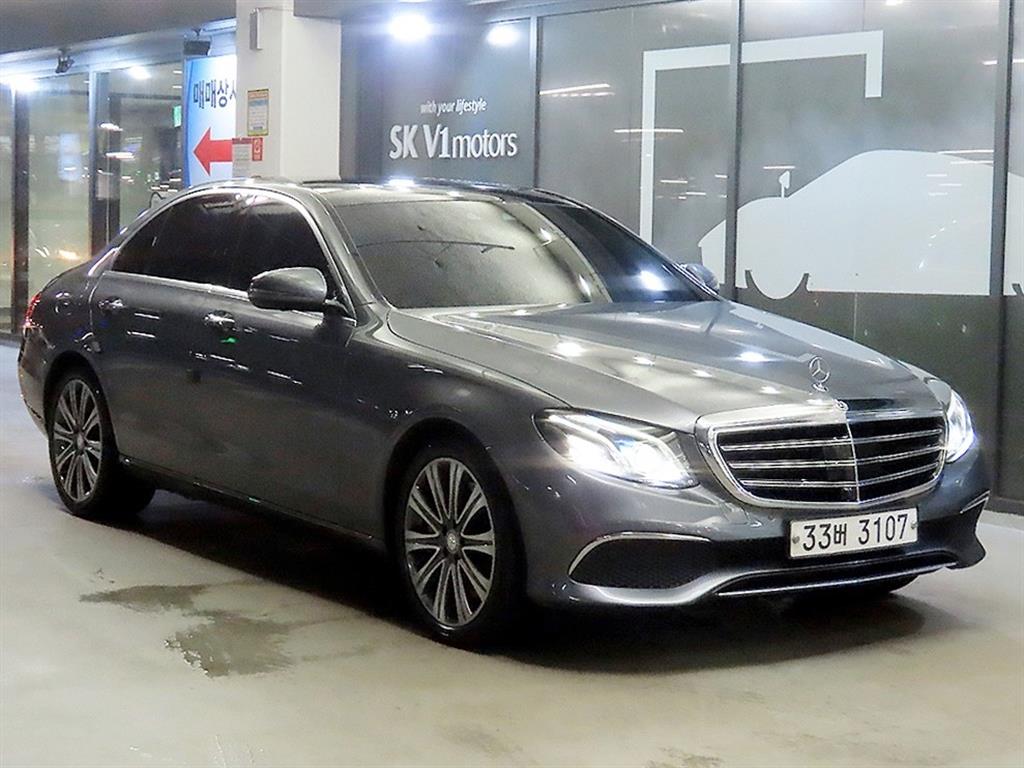Mercedes Benz E class