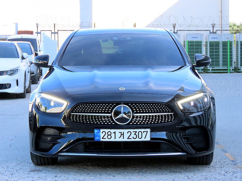 Mercedes Benz E class 2022 — Zona Franca Iquique