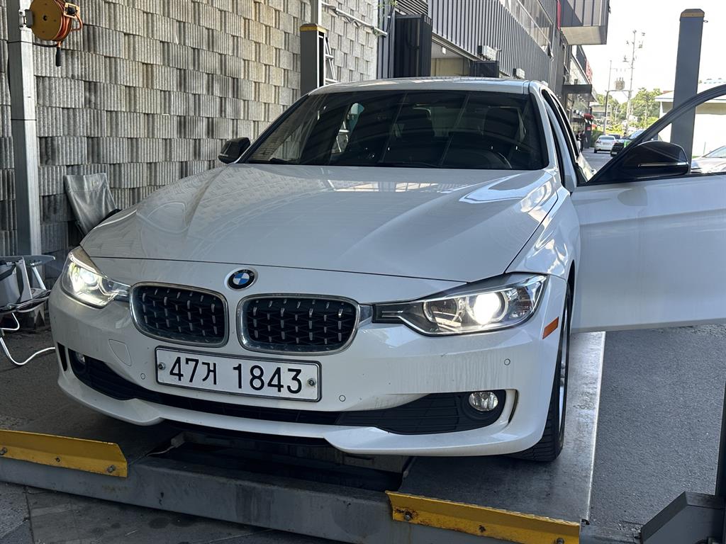 BMW 3 series 2015 — Zona Franca Iquique