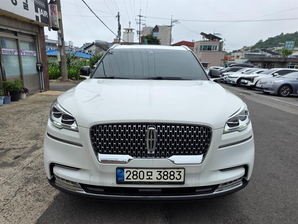 Lincoln Aviator